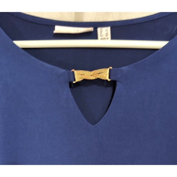 Susan Graver Women’s Size LARGE Navy Liquid Knit Keyhole Neck Dressy Festive Top - Picture 12 of 16